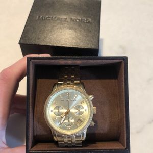 Michael kors gold watch